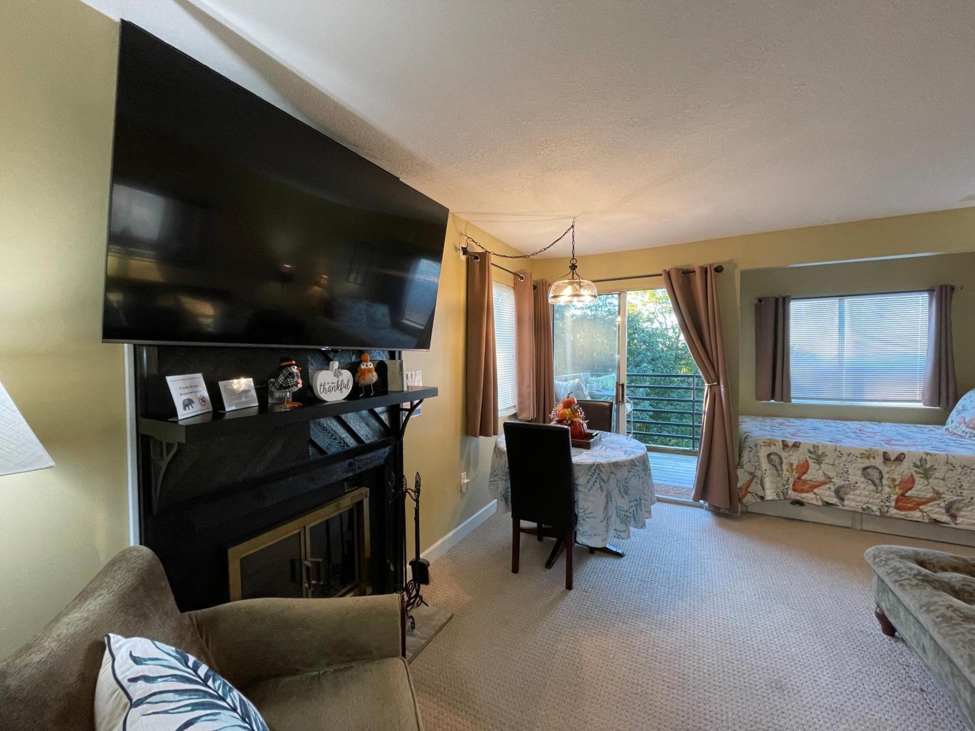 Апартаменты Gatlinburg Summit Getaway For 2 With Amazing View! Экстерьер фото